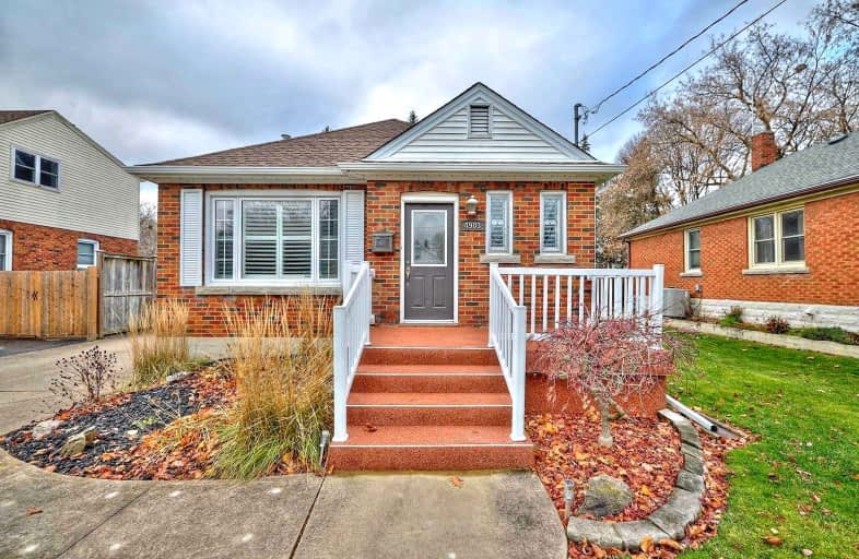 4903 Duke Avenue, Niagara Falls | Image 1