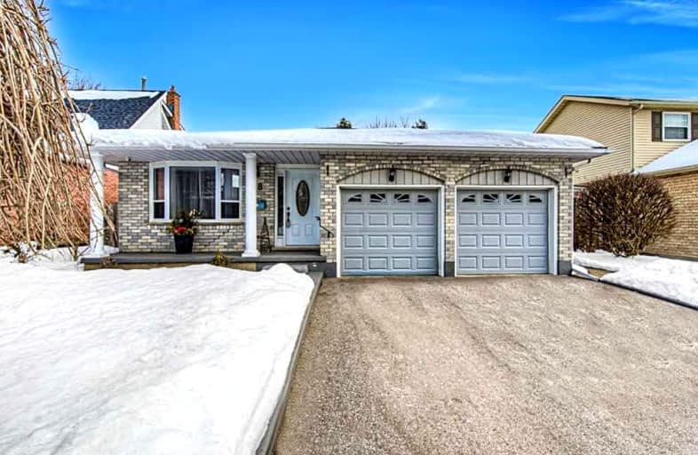 18 Pipers Green Court, Kitchener | Image 1