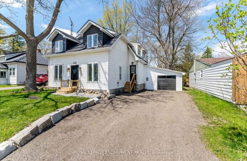 438 Main Street East, Shelburne | Image 1