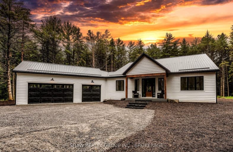 1055 Dwight Beach Road, Lake of Bays | Image 1