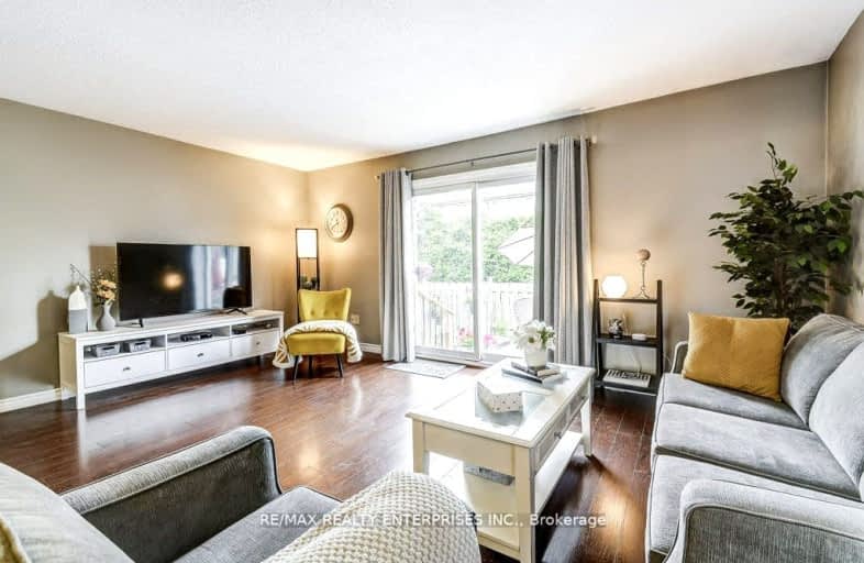 B-160 Lavina Crescent, Hamilton | Image 1