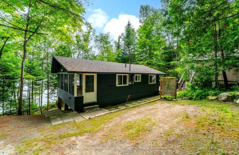 1078 Sand Point Road, Dysart et al | Image 1