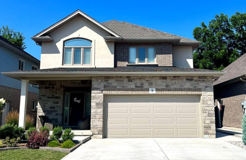 9 Olde School Court, St. Catharines | Image 1