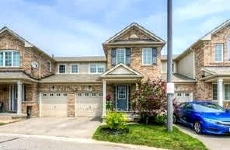 32 Manhattan Circle, Cambridge | Image 1