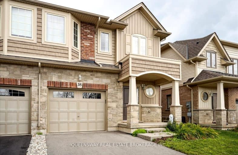 35 Dunrobin Lane, Grimsby | Image 1