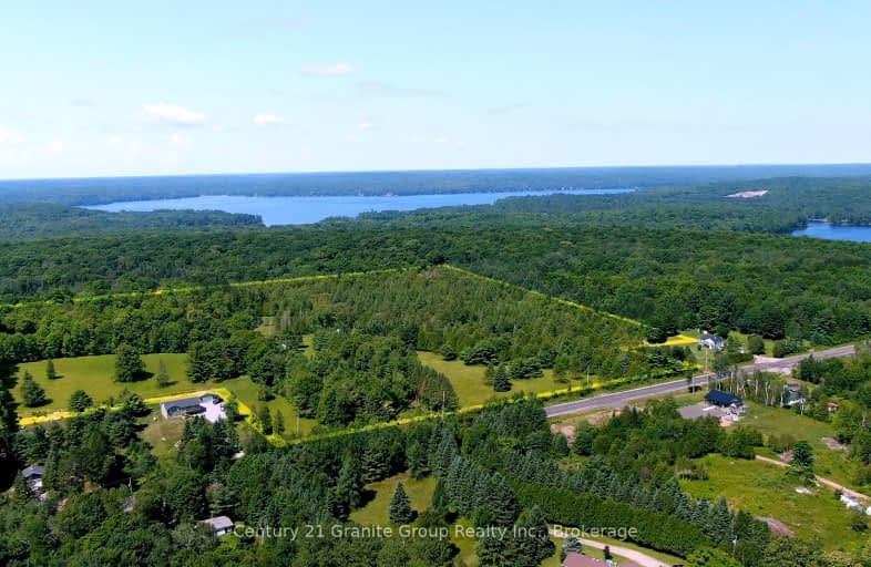 9717 Highway 118, Algonquin Highlands | Image 1