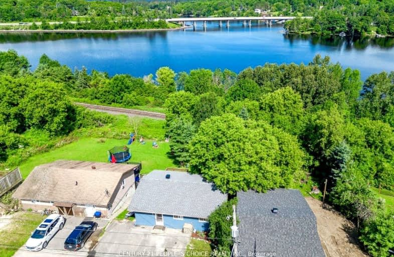 154 Main Street West, Huntsville | Image 1