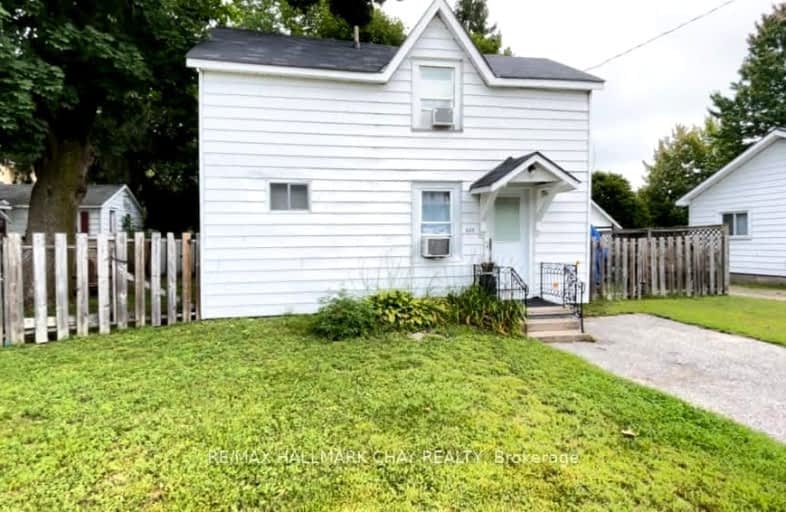 630 First Street South, Gravenhurst | Image 1