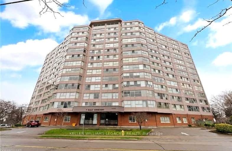 402-7 Gale Crescent, St. Catharines | Image 1