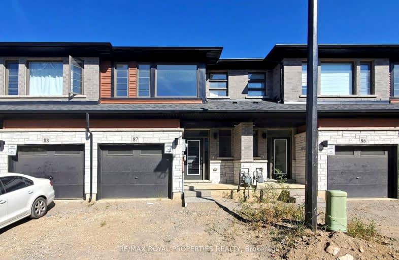 87-120 Court Drive South, Brant | Image 1