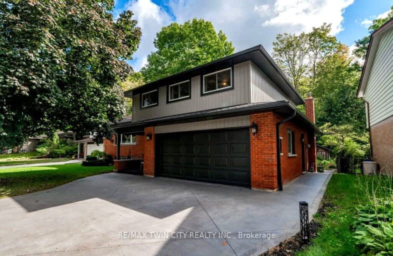 536 Twin Oaks Crescent, Waterloo | Image 1