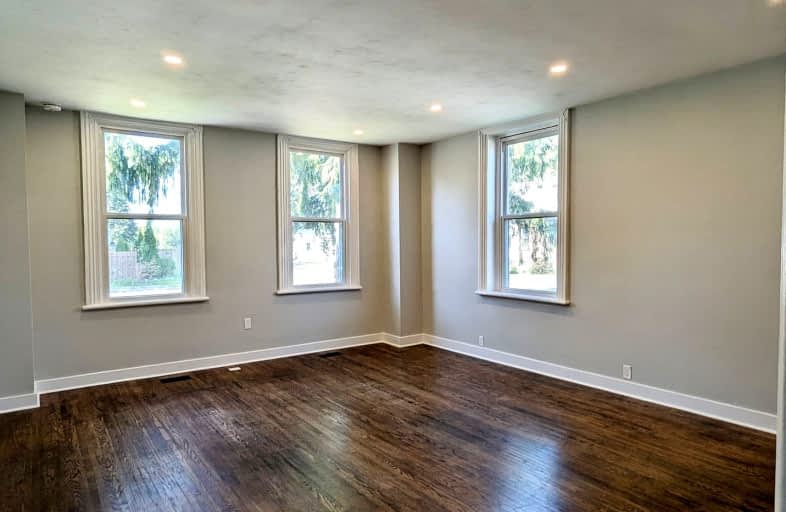 Lower-2 Huron Street, Kawartha Lakes | Image 1