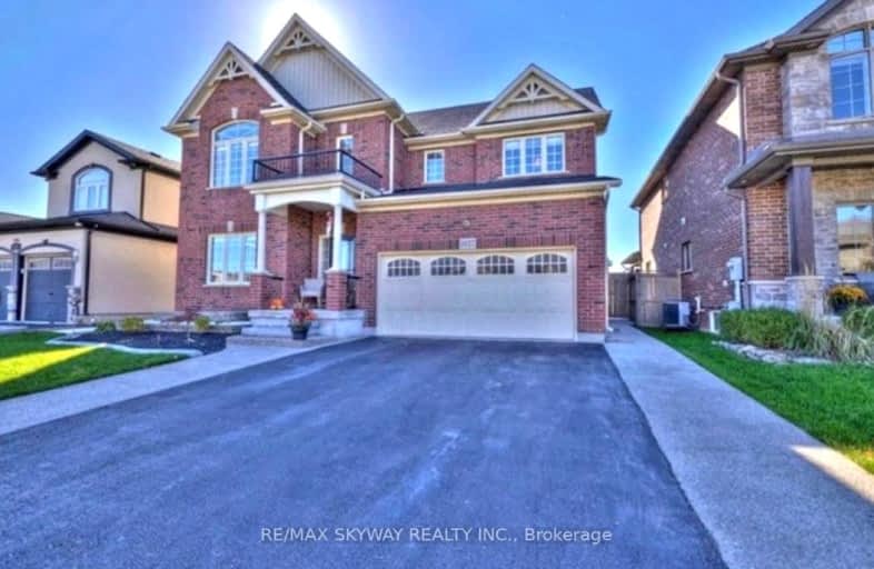 5827 Fiddlehead Lane, Niagara Falls | Image 1