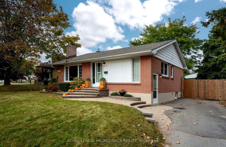 33 Second Avenue, Quinte West | Image 1