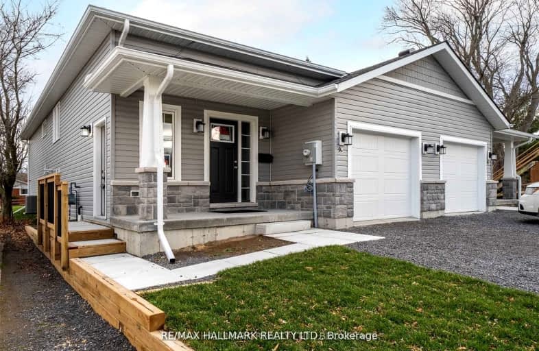 Lower-9B Lake Street, Prince Edward County | Image 1