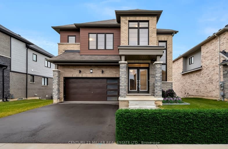 102 Explorer Way, Thorold | Image 1