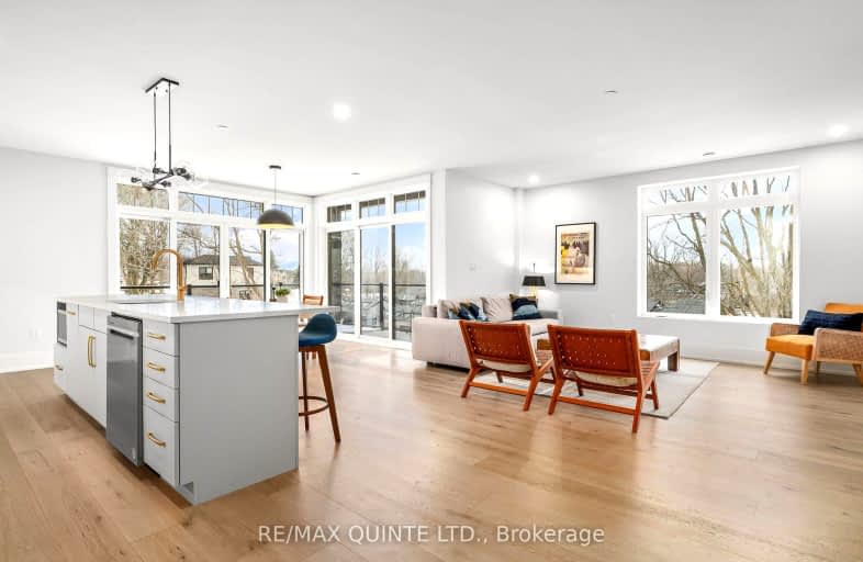 308-17 Cleave Avenue, Prince Edward County | Image 1
