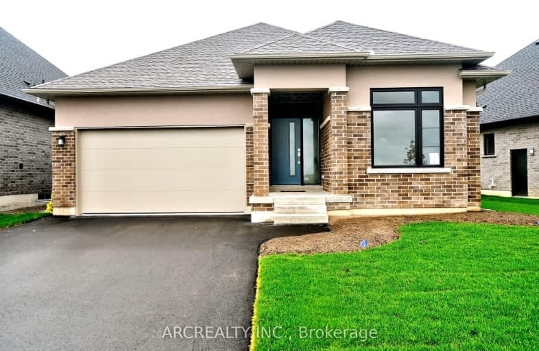 566 Old Course Trail, Welland | Image 1