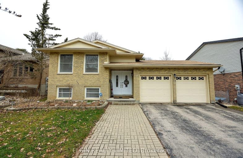 18 Fairlane Crescent, London | Image 1