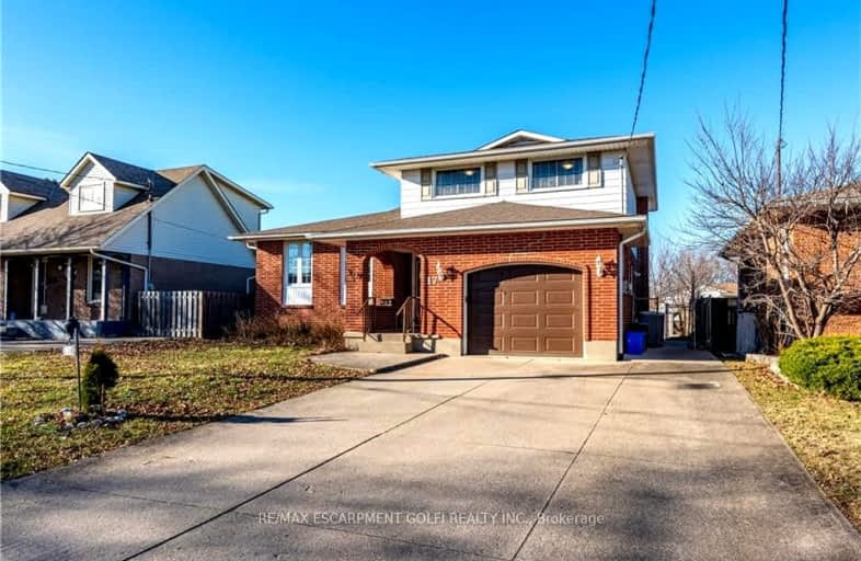 17 Stonegate Drive, St. Catharines | Image 1