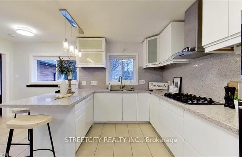 53 Daleview Crescent, London | Image 1