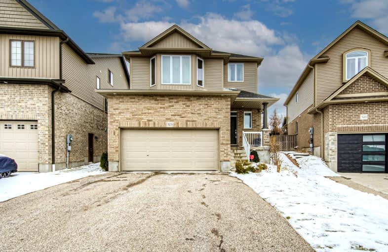 323 Thornhill Place, Waterloo | Image 1