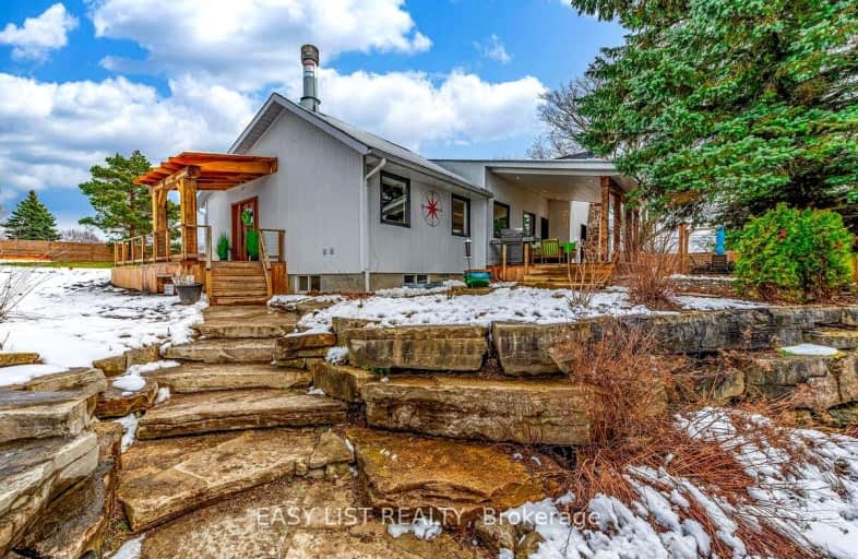 206 Kerry Line, Smith Ennismore Lakefield | Image 1