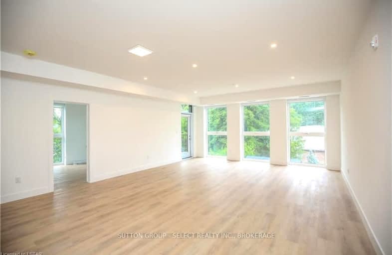 1341 Commissioners Road West, London | Image 1