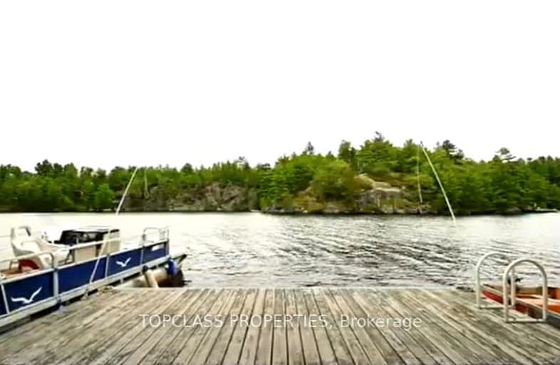 1 Island, Gravenhurst | Image 1