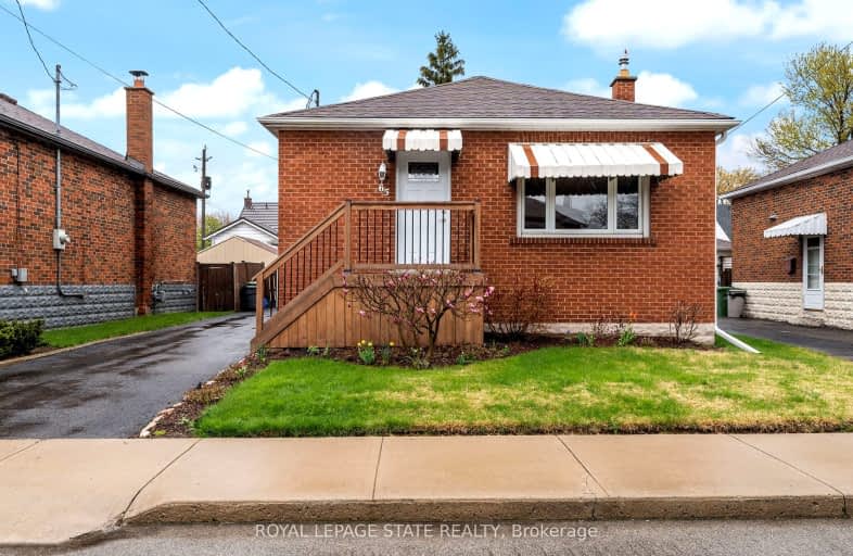 Lower-65 East 11th Street, Hamilton | Image 1