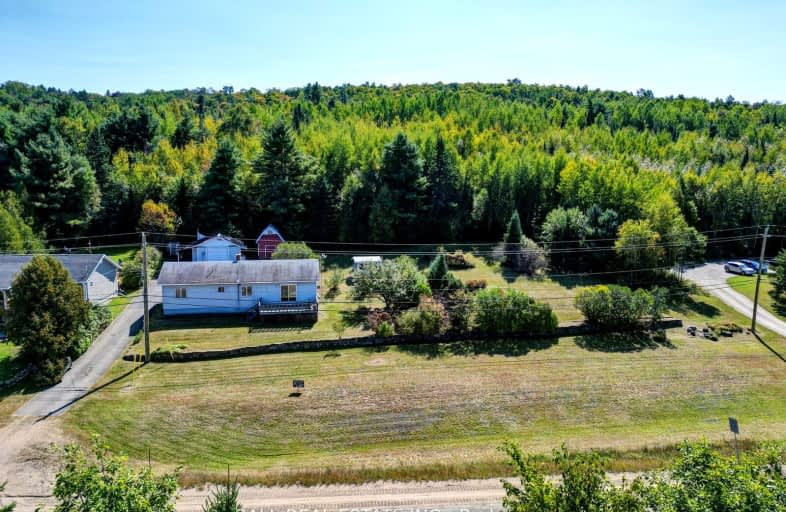 39086 Combermere Road, Madawaska Valley | Image 1