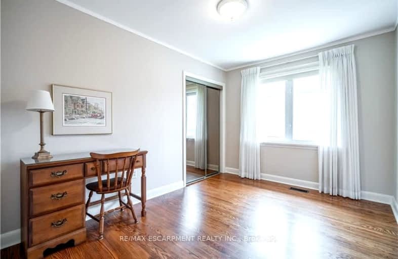 76 First Street North, Hamilton | Image 1