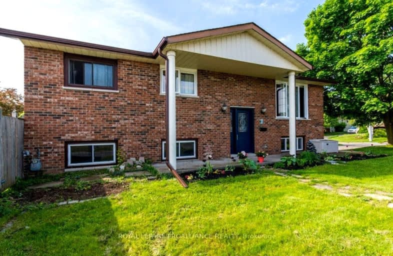 2 Staikos Court, Quinte West | Image 1