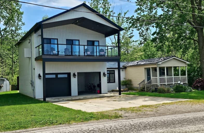 9754 Lake Road, Lambton Shores | Image 1