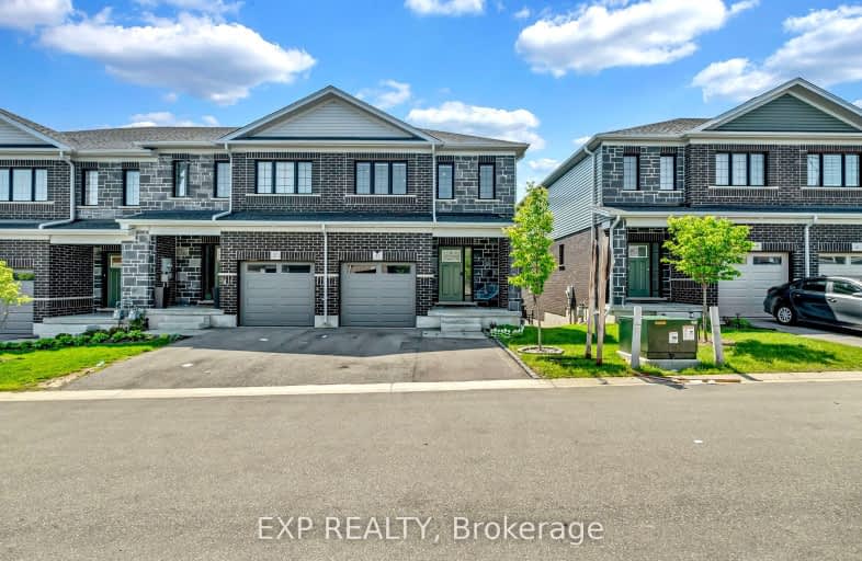 37 WOODEDGE Circle, Kitchener | Image 1