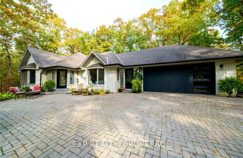 10206 PINETREE Drive, Lambton Shores | Image 1