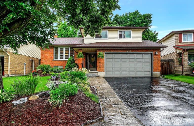 214 Old Country Place, Kitchener | Image 1