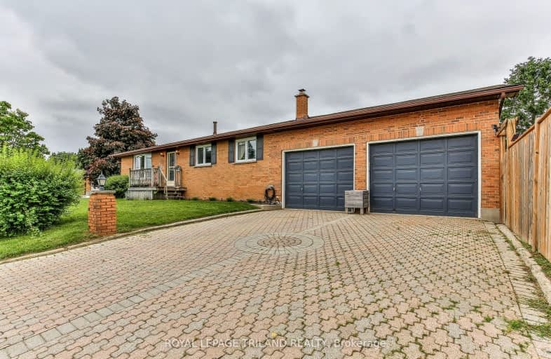 340 Queen Street, Strathroy-Caradoc | Image 1