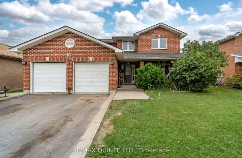 30 SPRUCE Gardens, Belleville | Image 1