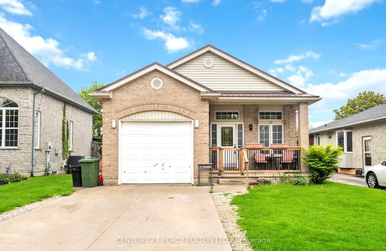 32 Donker Drive, St. Thomas | Image 1