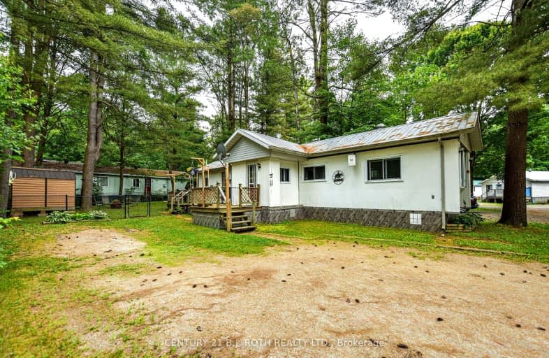 1047 Four Seasons Road, Gravenhurst | Image 1