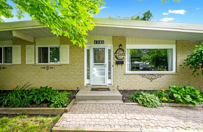 1221 Cabot Street, Peterborough | Image 1