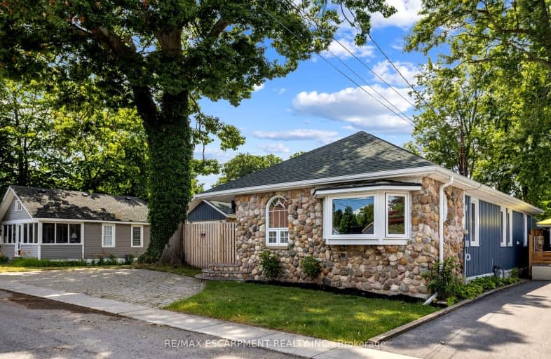 381 Maplewood Avenue, Fort Erie | Image 1