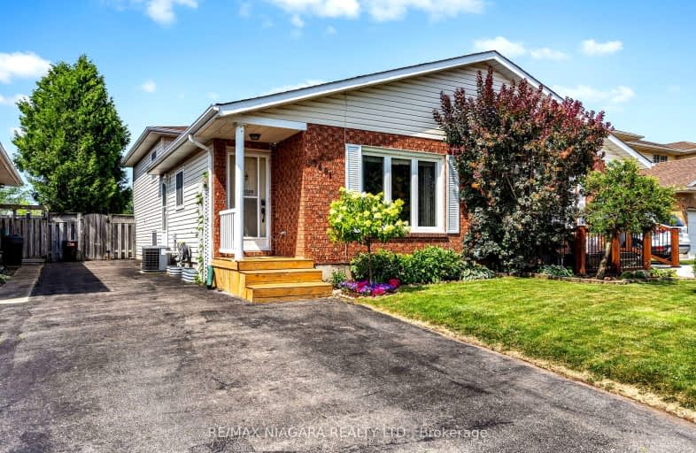 7691 Vincent Street, Niagara Falls | Image 1