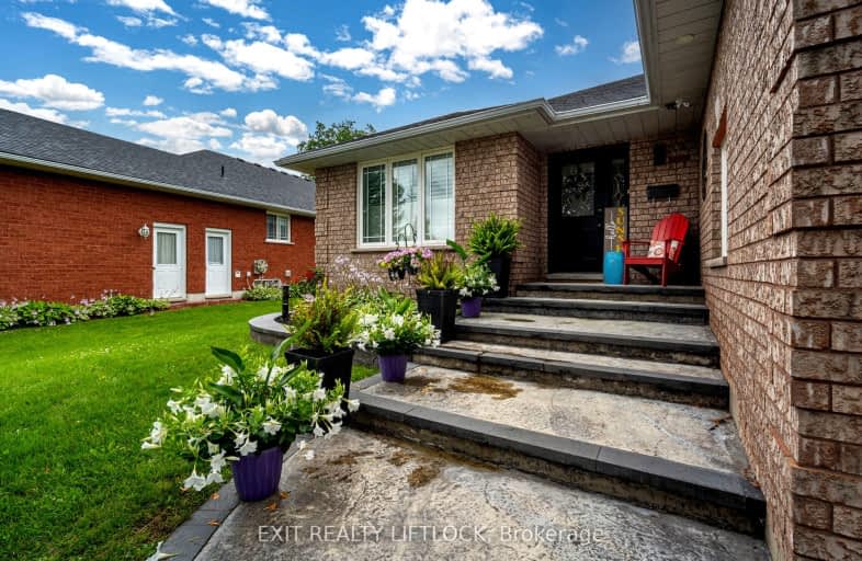 1713 Glenforest Boulevard, Peterborough | Image 1