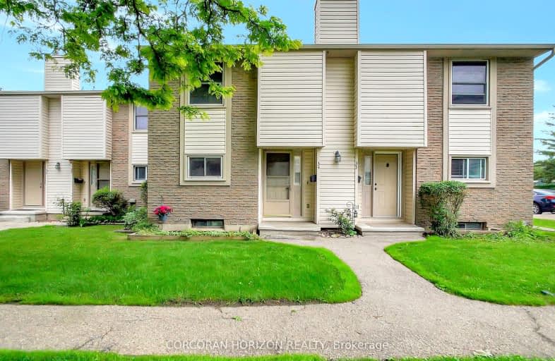 34-11 Grand River Boulevard, Kitchener | Image 1