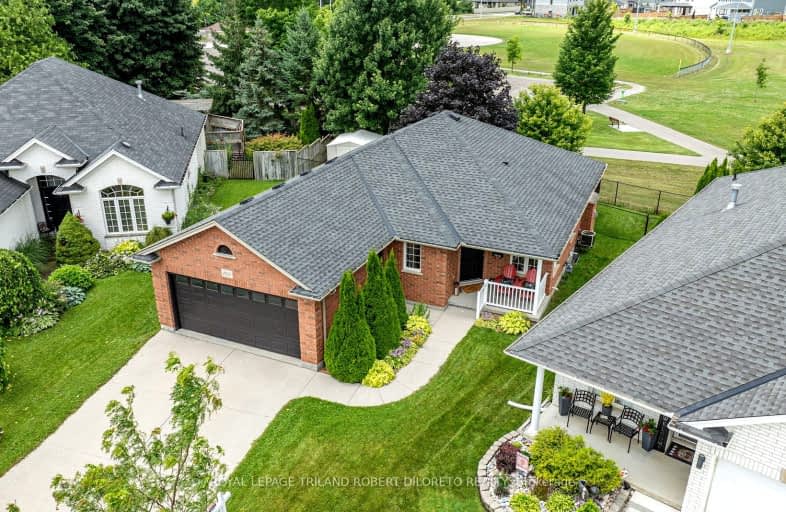 2240 Thornicroft Crescent, London | Image 1