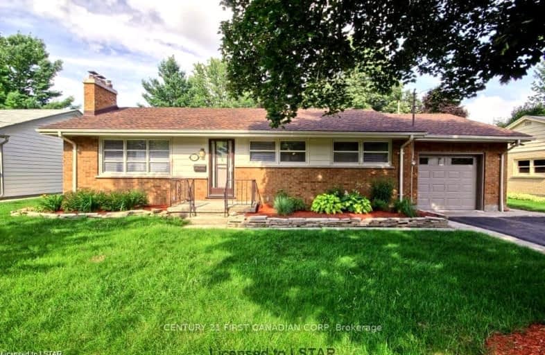 593 Oakridge Drive, London | Image 1