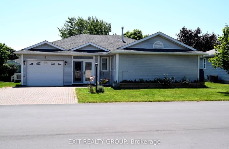 9 Empire Boulevard, Prince Edward County | Image 1