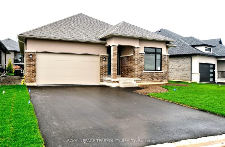 566 Old Course Trail, Welland | Image 1